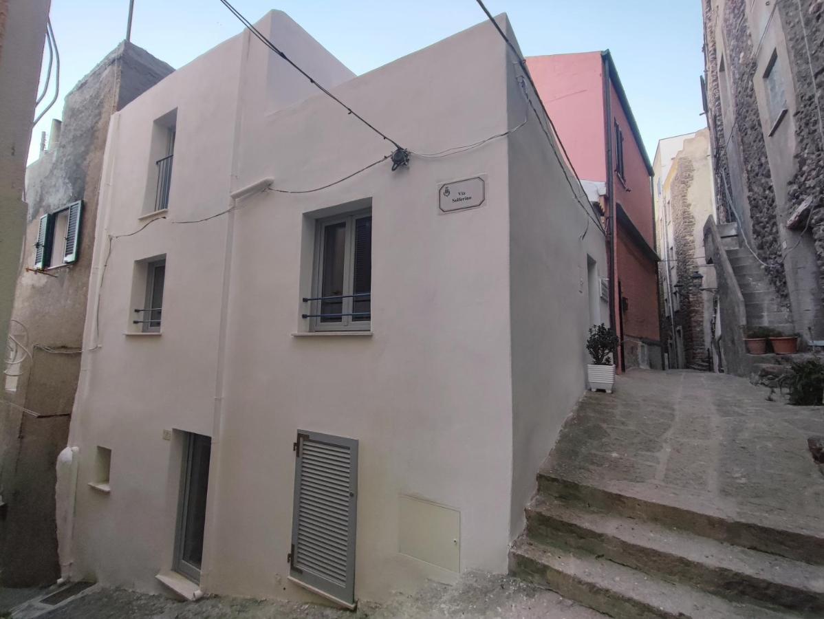 Residenza Nel Borgo L'Appusentu Bed & Breakfast Castelsardo Ngoại thất bức ảnh