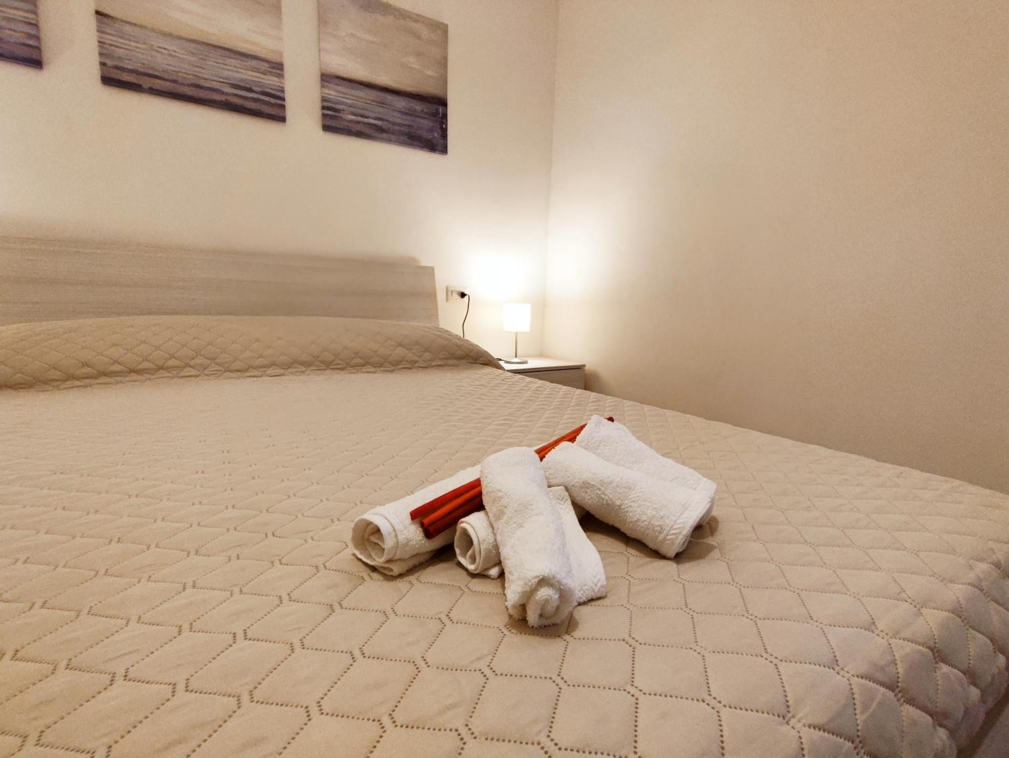Residenza Nel Borgo L'Appusentu Bed & Breakfast Castelsardo Ngoại thất bức ảnh